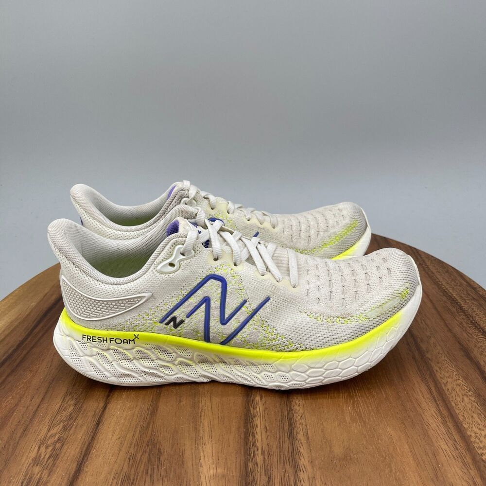 New Balance Fresh Foam 1080 v12 Shoes Womens Size 8 B White Running Comfort Gym